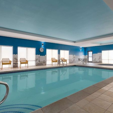 Hampton Inn By Hilton Napanee ナパニー エクステリア 写真