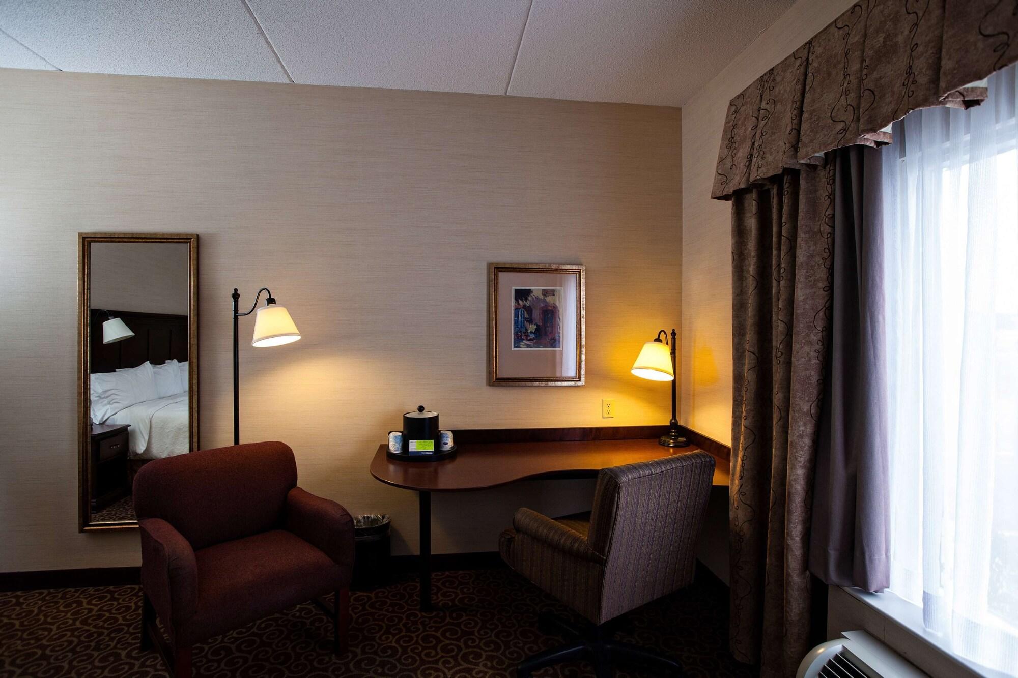 Hampton Inn By Hilton Napanee ナパニー エクステリア 写真