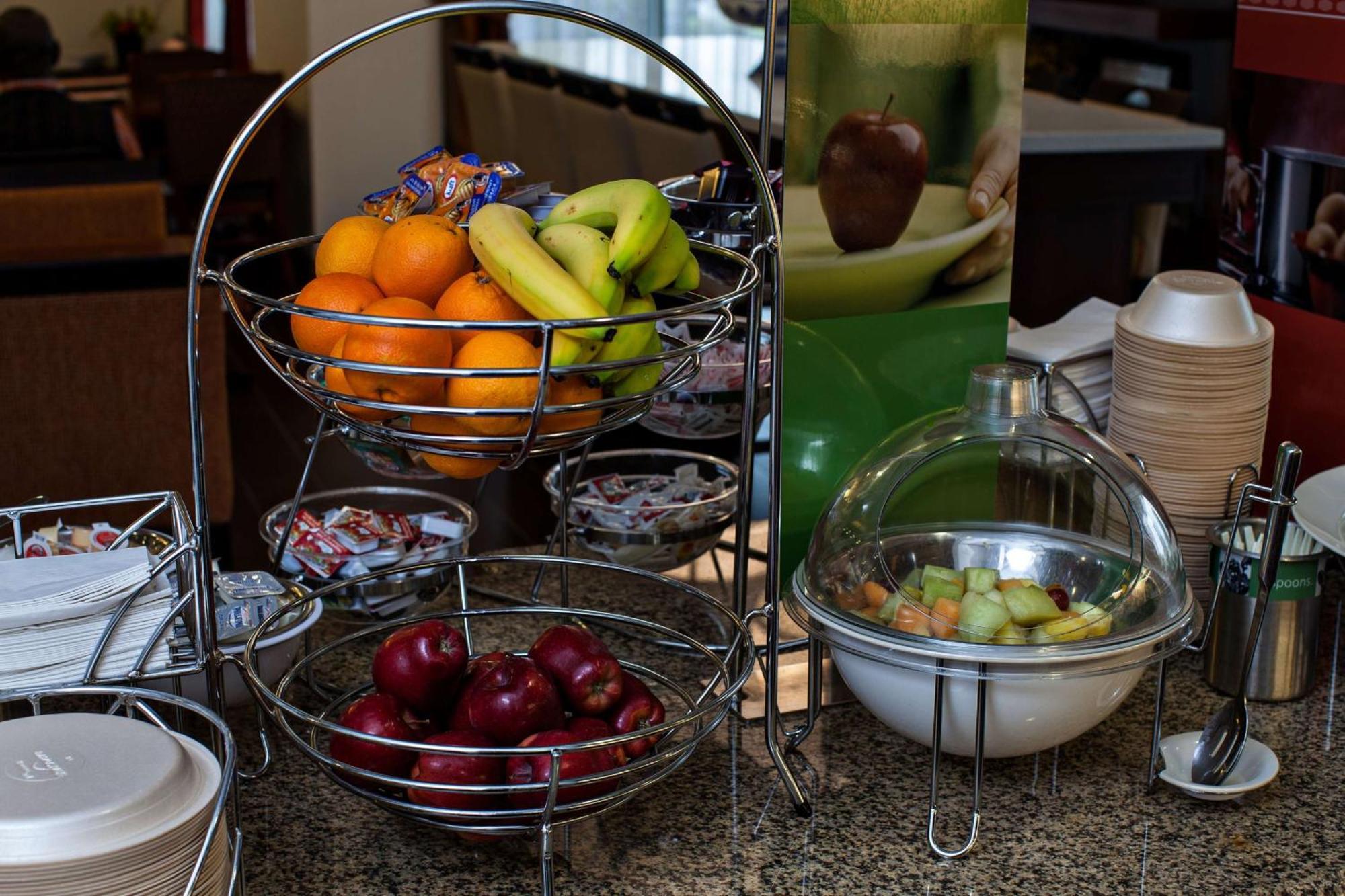 Hampton Inn By Hilton Napanee ナパニー エクステリア 写真
