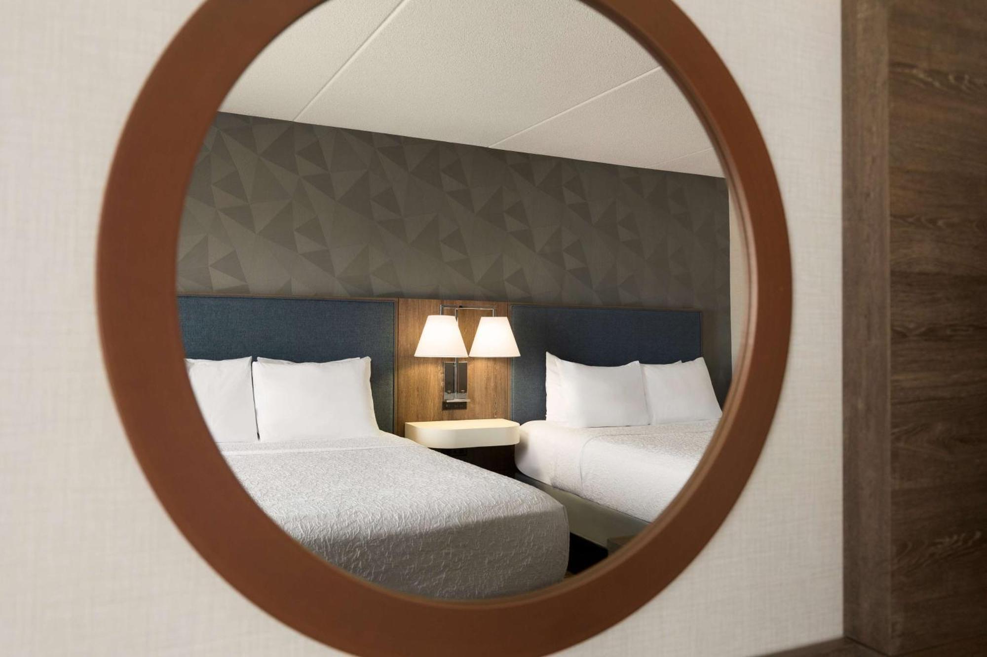 Hampton Inn By Hilton Napanee ナパニー エクステリア 写真