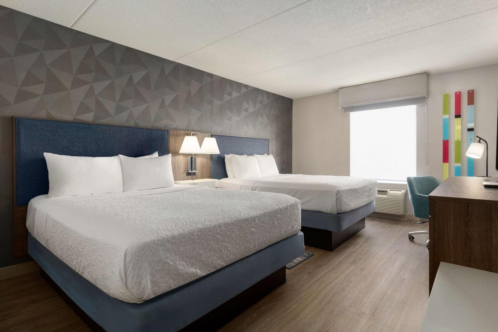 Hampton Inn By Hilton Napanee ナパニー エクステリア 写真