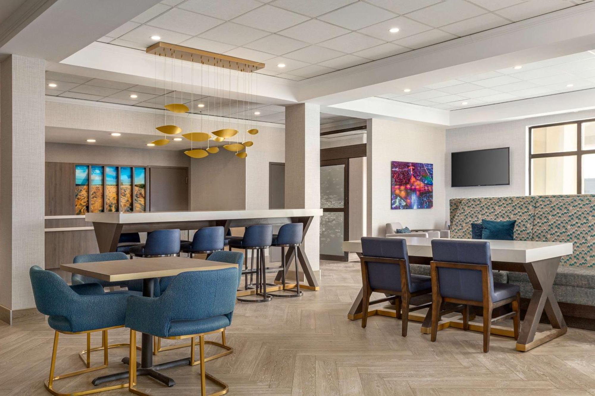Hampton Inn By Hilton Napanee ナパニー エクステリア 写真