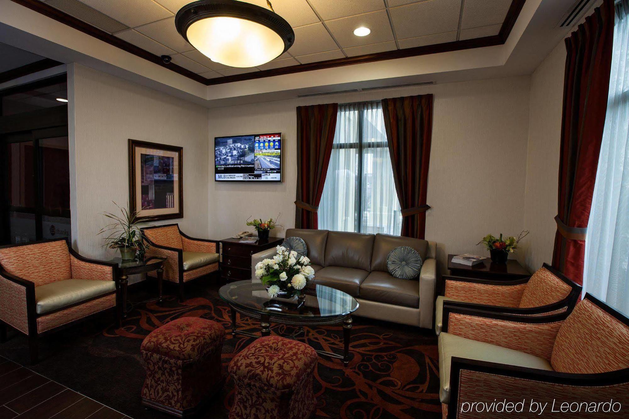 Hampton Inn By Hilton Napanee ナパニー エクステリア 写真